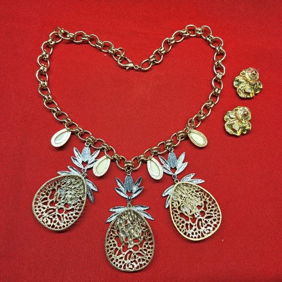 Pineapple Tropical Summer Themed Necklace & Floral Earrings Set - Picture 5 of 10